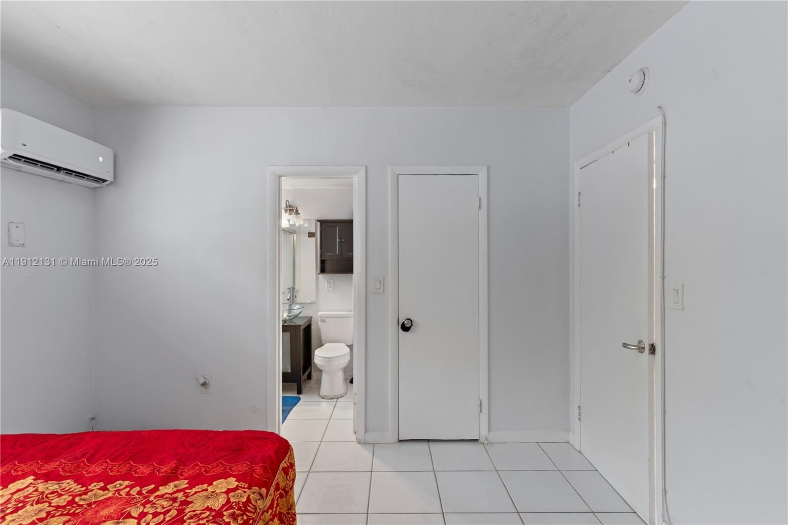 THE OAKS AT SOUTH MIAMI C - Residential Lease