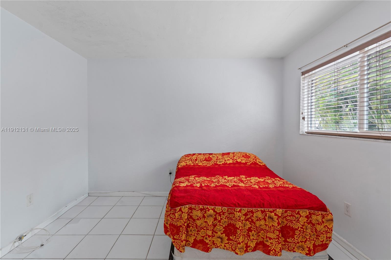 THE OAKS AT SOUTH MIAMI C - Residential Lease