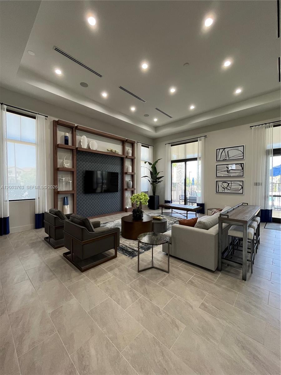 ENCLAVE SOUTH PHASE 2 - Residential