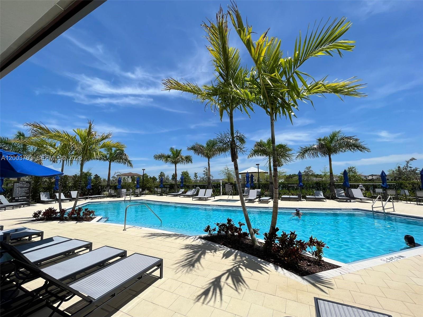 ENCLAVE SOUTH PHASE 2 - Residential