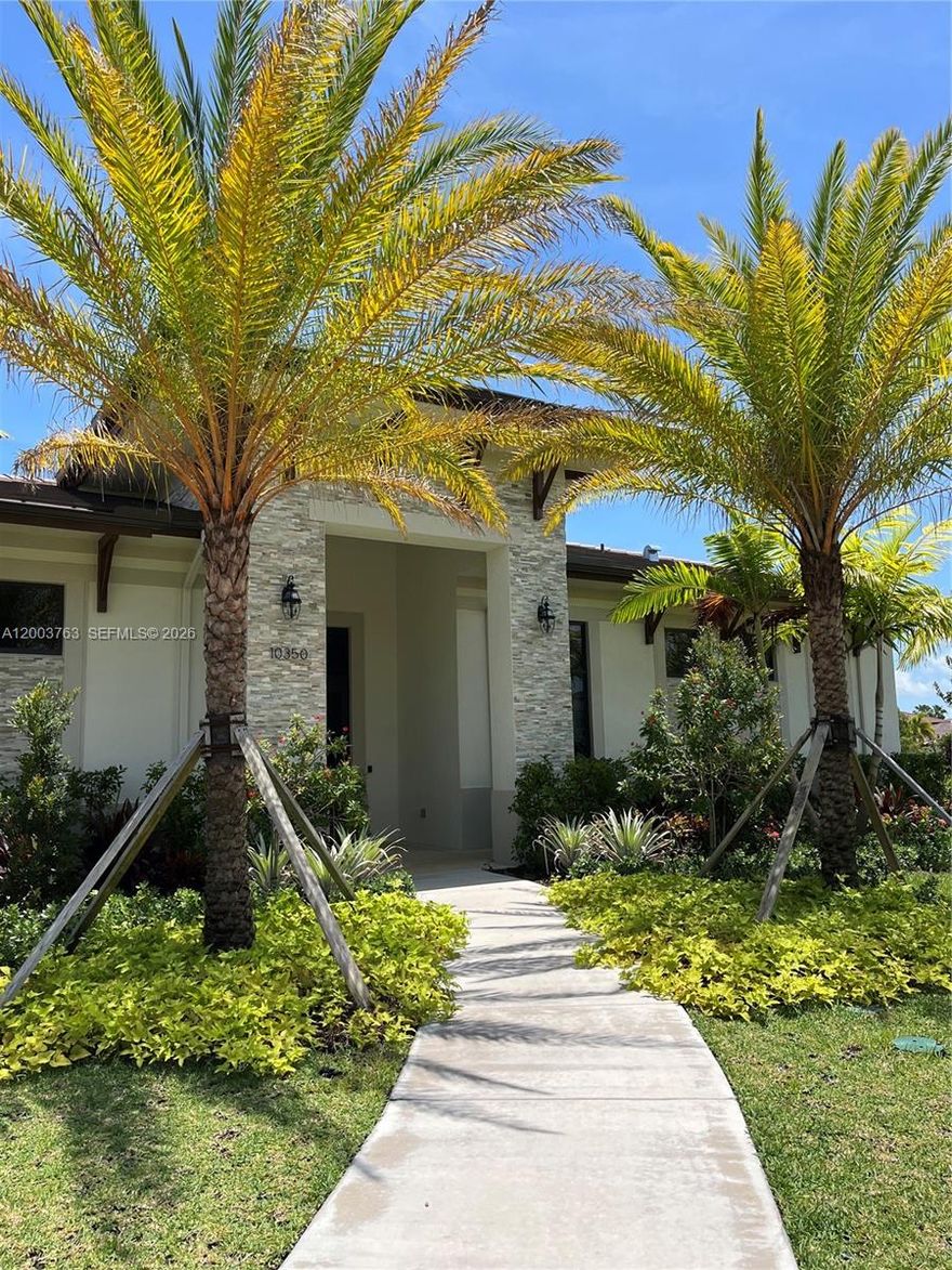 Beautiful lakefront townhome located in the highly desirable Crystal Cay community. This well-maintained property offers a spacious open-concept layout, modern finishes, and serene water views—perfect for both relaxing and entertaining.

Featuring 3 bedrooms and 2.5 bathrooms, this home provides comfort, functionality, and abundant natural light throughout. Enjoy a low HOA and a vibrant community lifestyle with amenities including a swimming pool, fitness center, children's play area, and dog park.

Ideally located near scenic bike and walking trails leading to Black Point Marina, perfect for outdoor enthusiasts.

Currently tenant-occupied with lease in place until May 23, 2026, making this an excellent opportunity for investors seeking immediate rental income, or for first-time homebuyers planning ahead.

Conveniently located near major highways, shopping, dining, and schools. A great opportunity to own in one of South Miami-Dade’s fastest-growing communities. Book your showings today!
