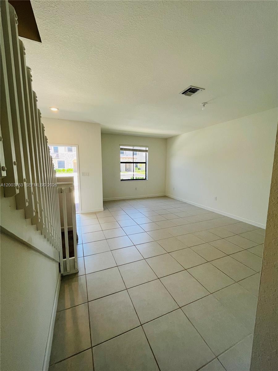 ENCLAVE SOUTH PHASE 2 - Residential