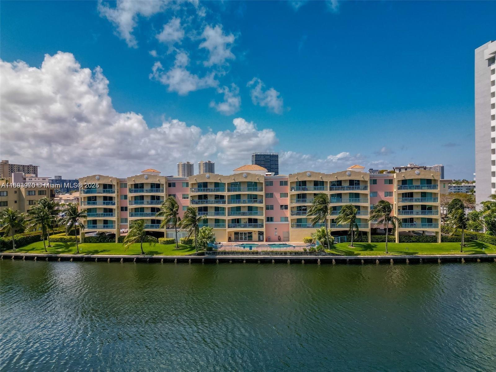 HALLANDALE BEACH PRIVATE - Residential