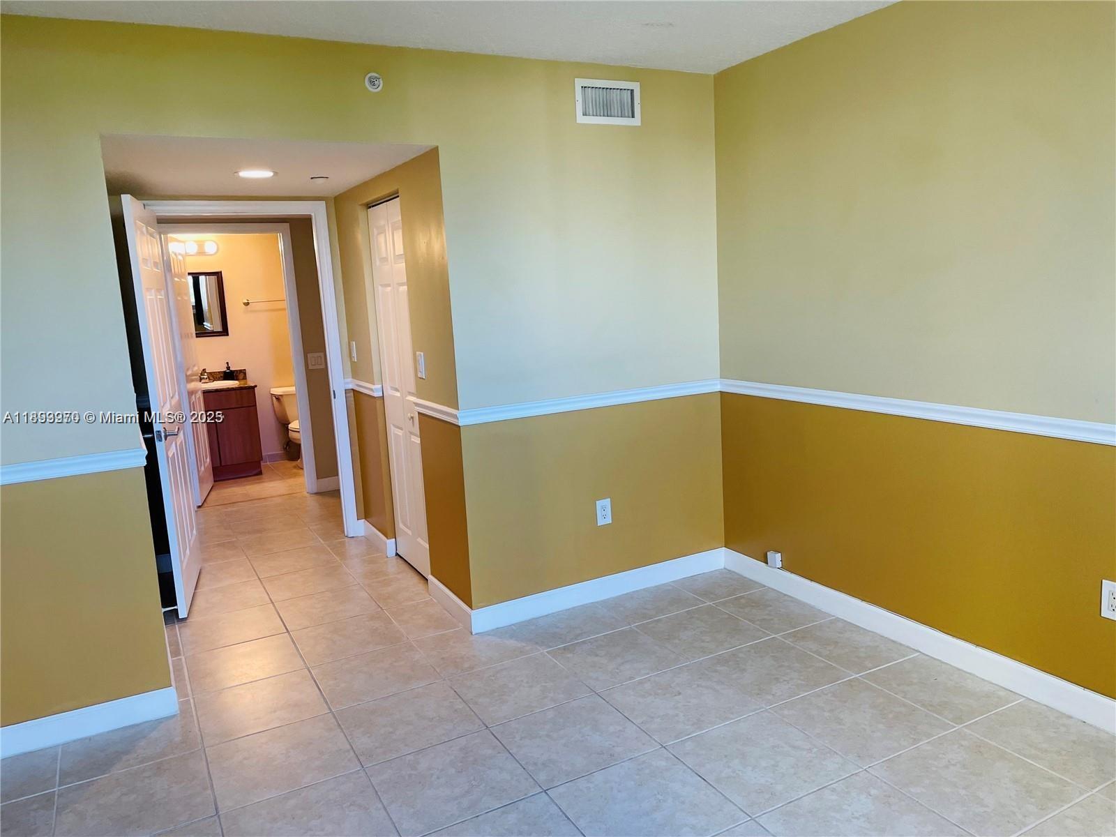 HALLANDALE BEACH PRIVATE - Residential