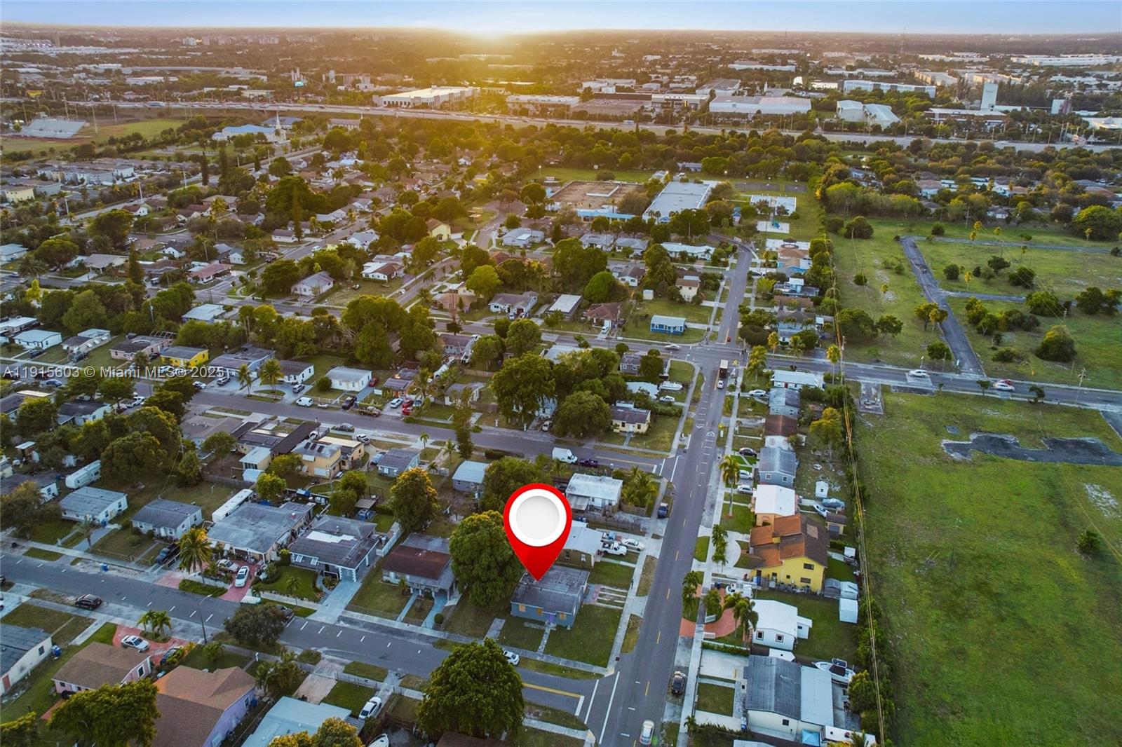 SANDERS PARK - Residential