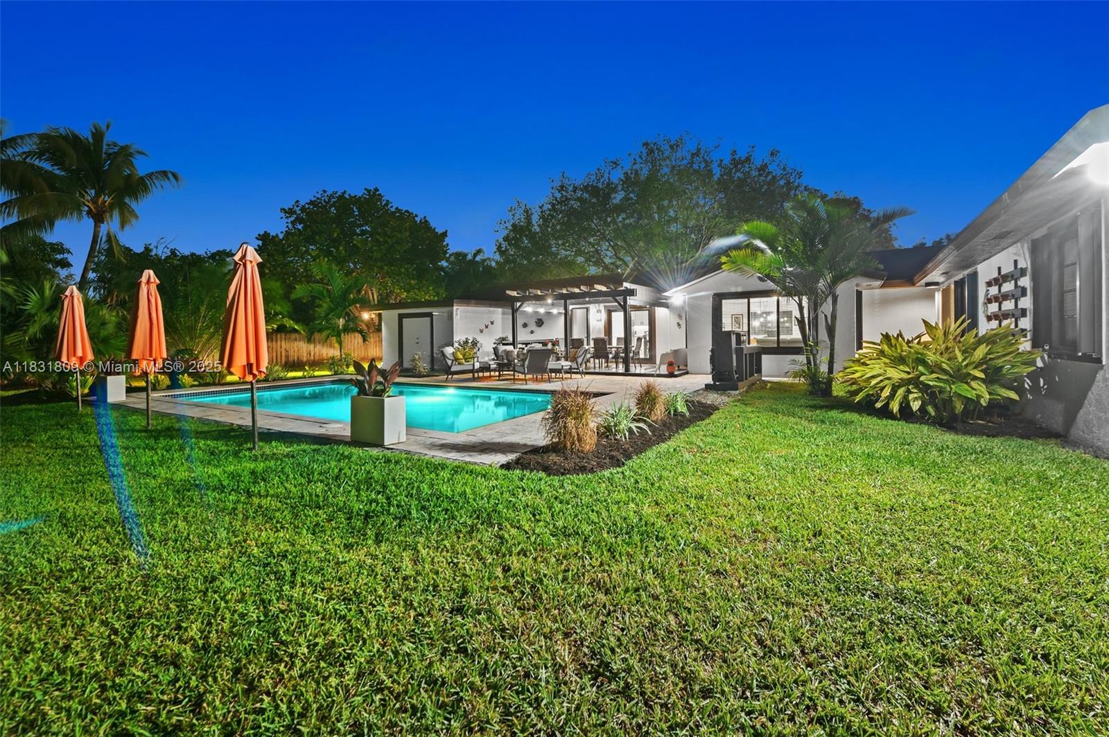 RICHARD ESTATES - Residential