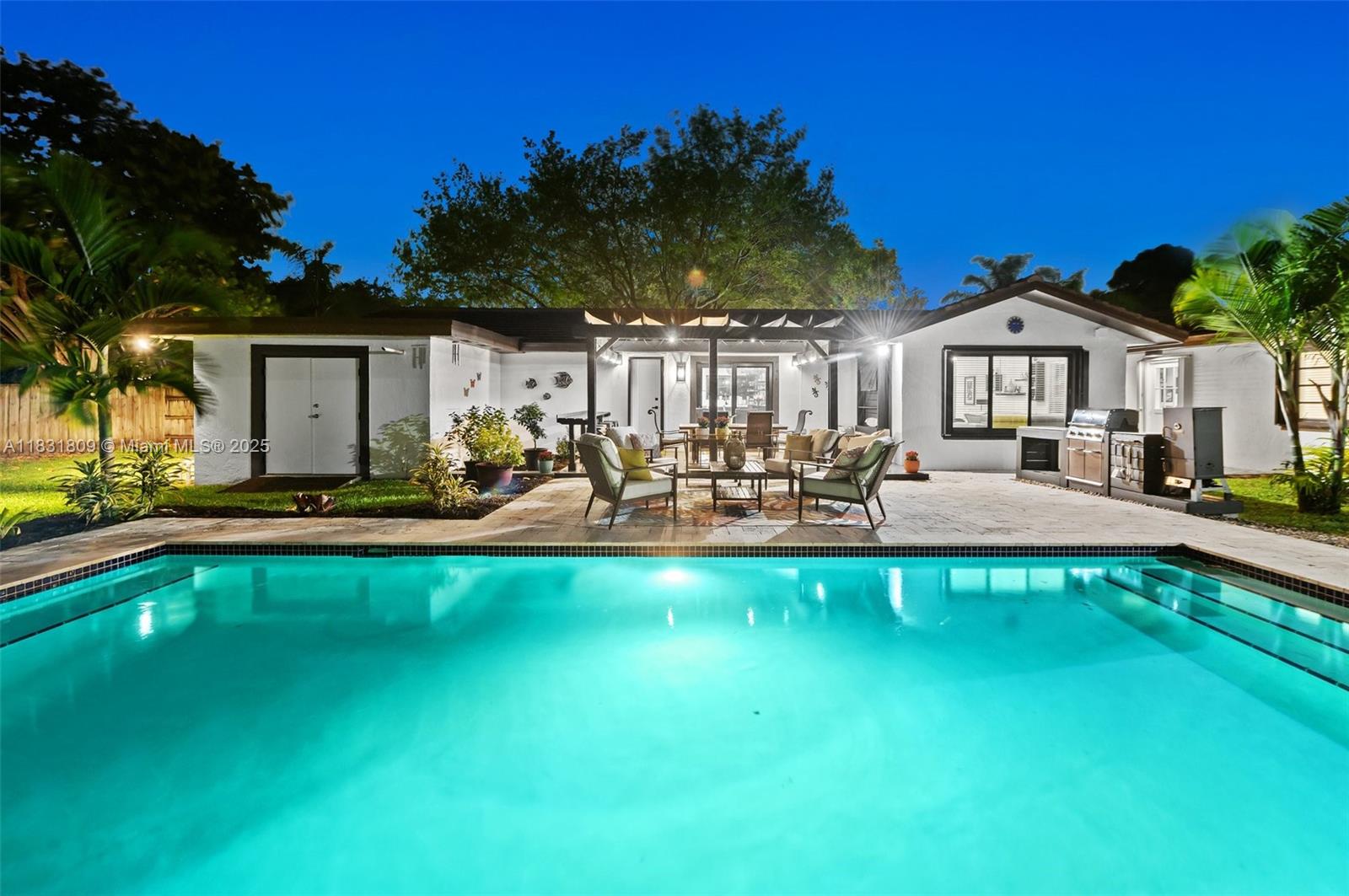 RICHARD ESTATES - Residential