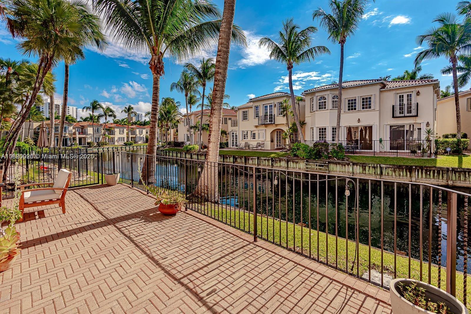 AVENTURA LAKES PHASE 1 - Residential Lease