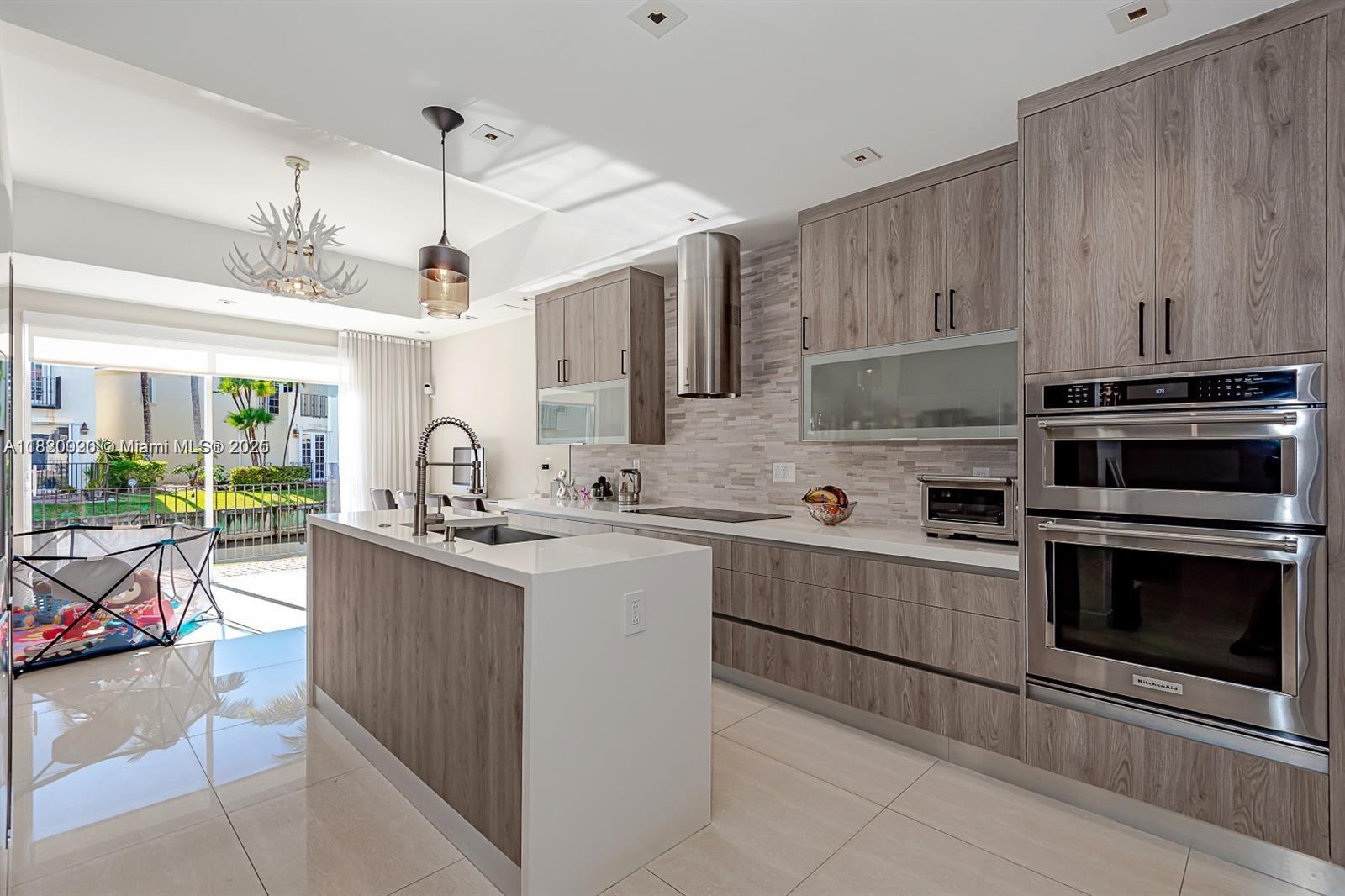 AVENTURA LAKES PHASE 1 - Residential Lease