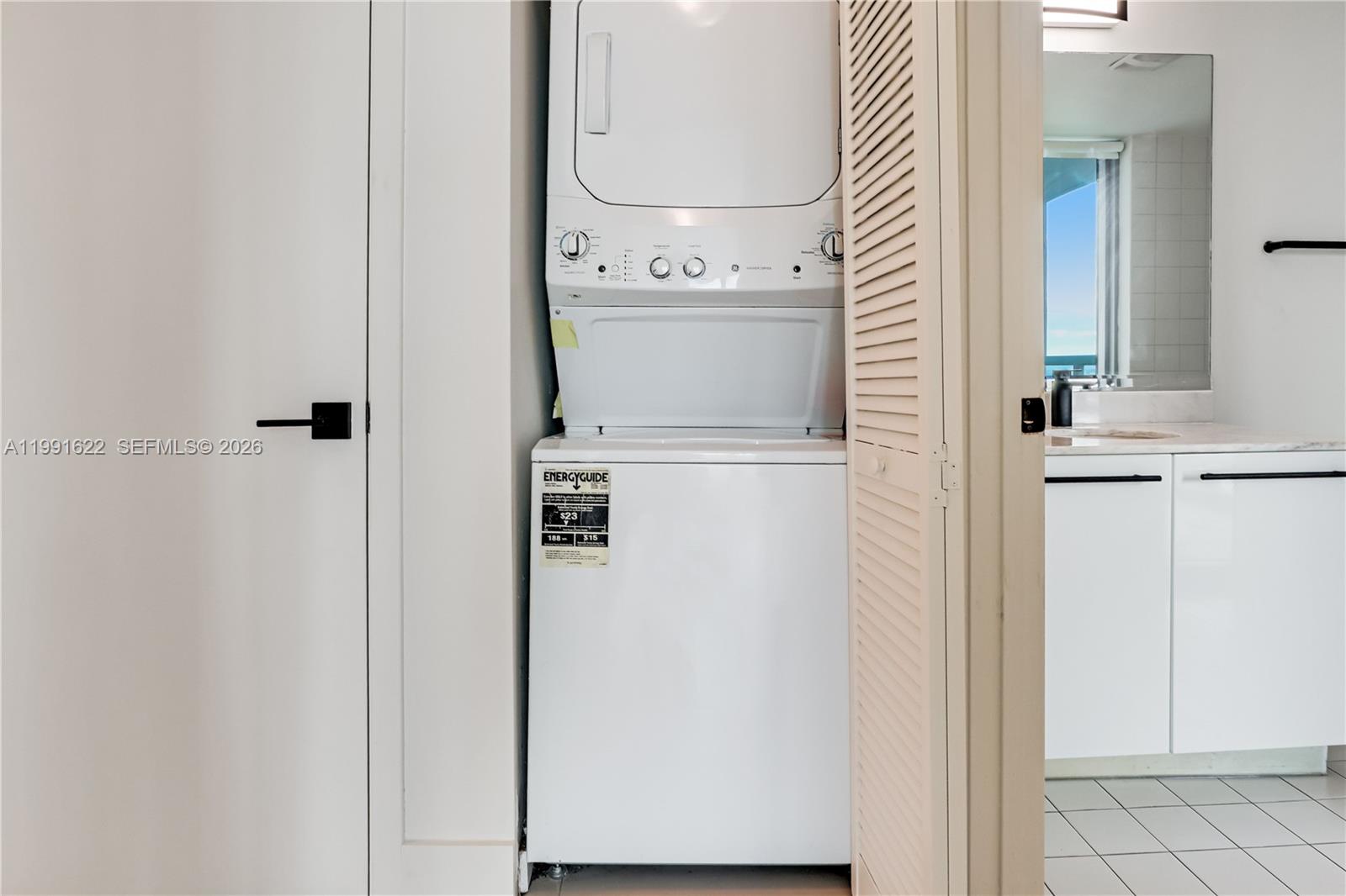 MARINABLUE CONDO - Residential Lease