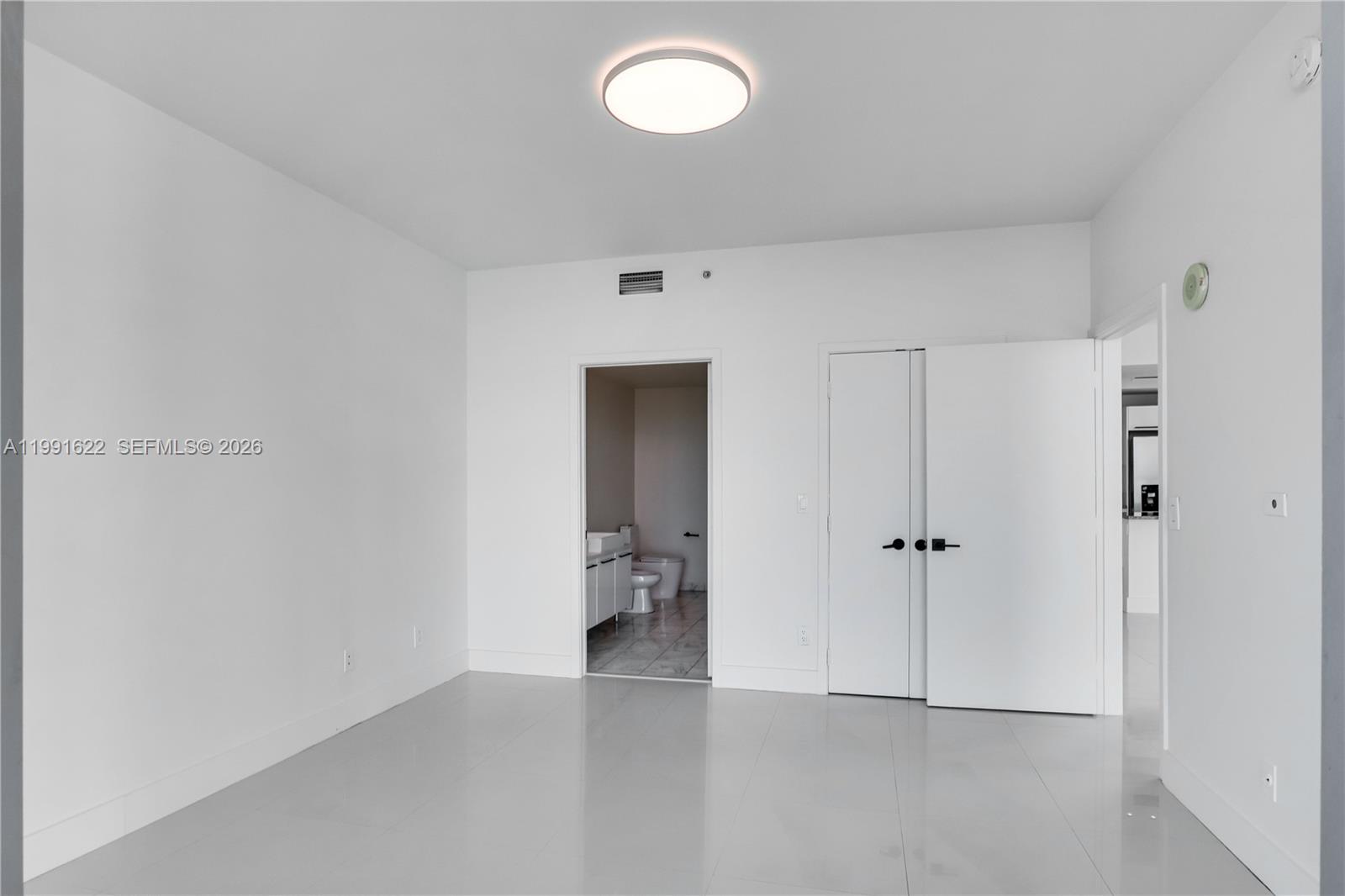 MARINABLUE CONDO - Residential Lease