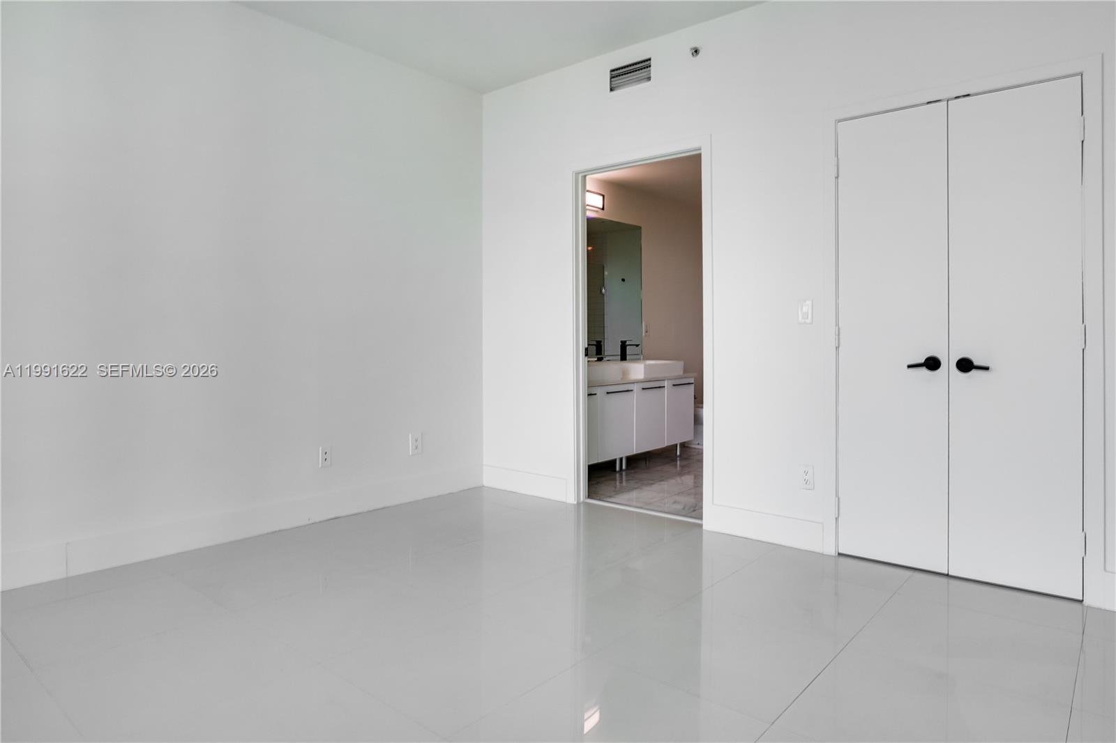 MARINABLUE CONDO - Residential Lease