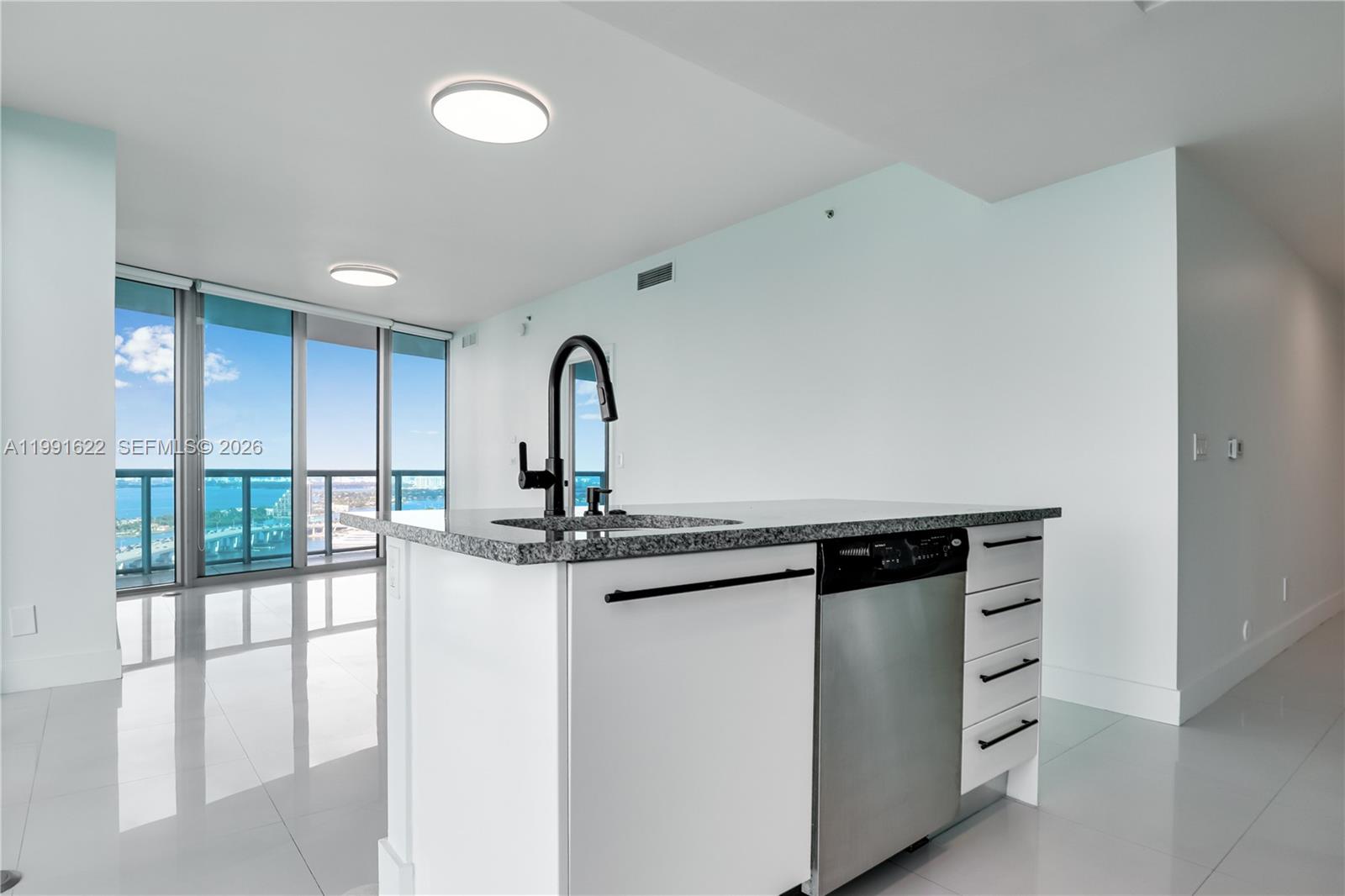 MARINABLUE CONDO - Residential Lease