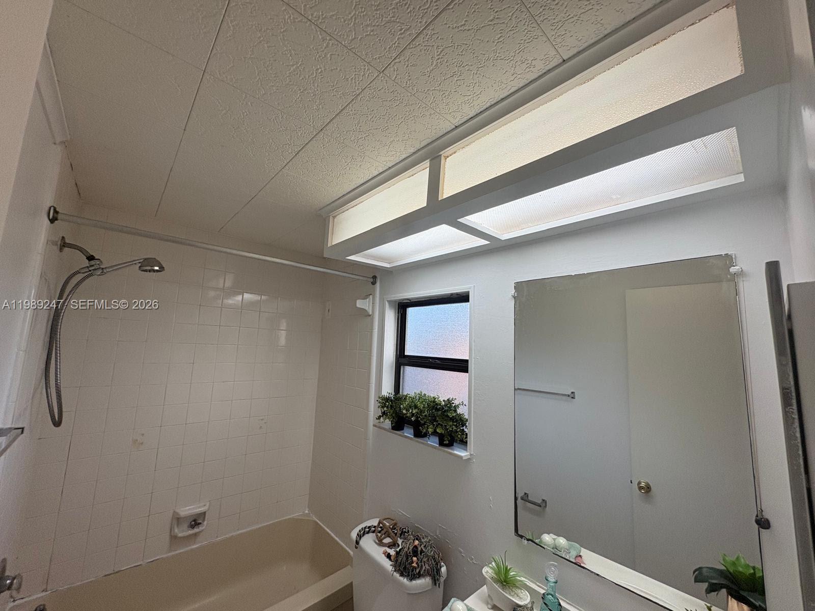 TOWNHOMES OF WINTER GARDEN - Residential