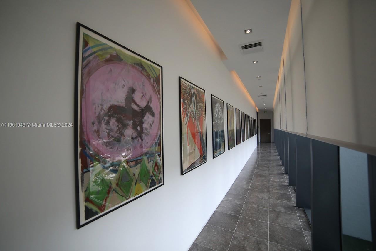 PARAISO BAY CONDO - Residential