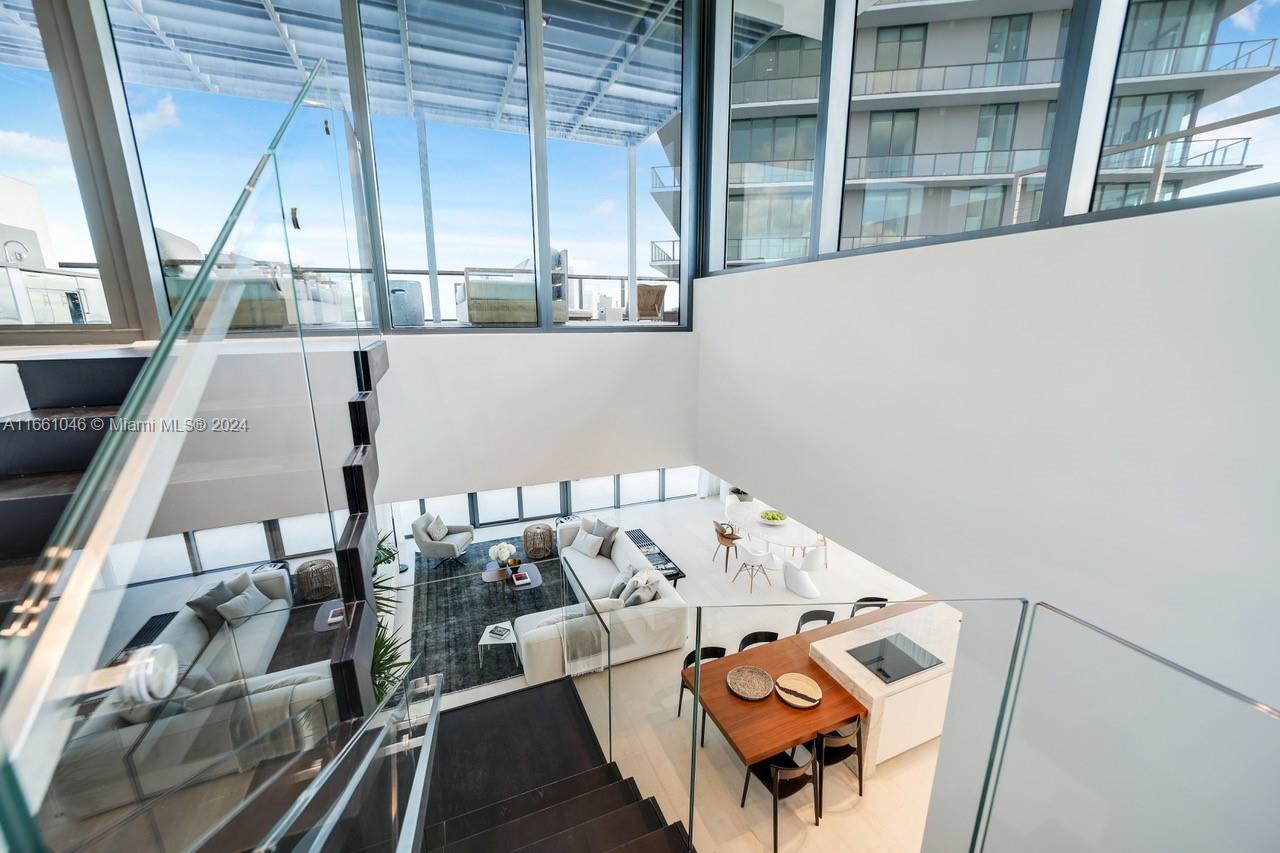 PARAISO BAY CONDO - Residential