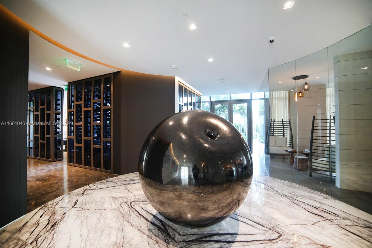 PARAISO BAY CONDO - Residential