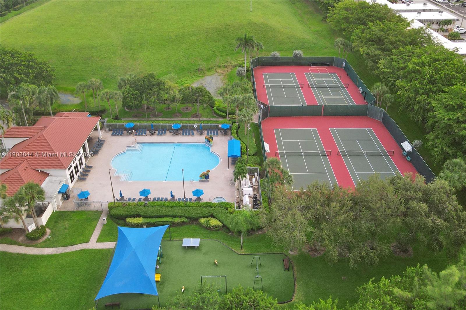 WEST LAKE VILLAGE PLAT - Residential