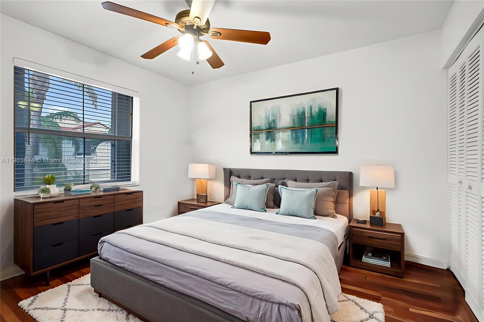 WEST LAKE VILLAGE PLAT - Residential