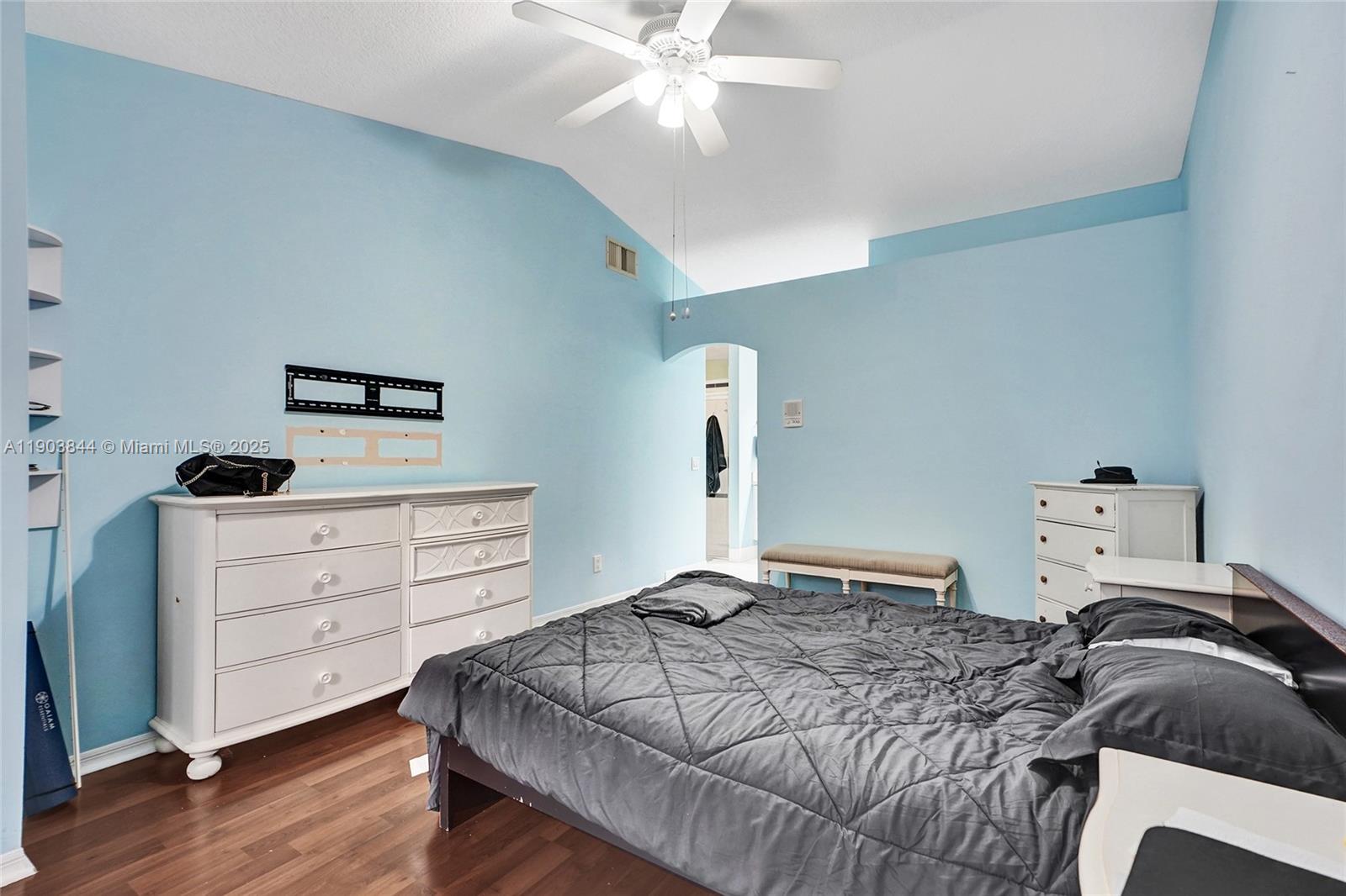 WEST LAKE VILLAGE PLAT - Residential