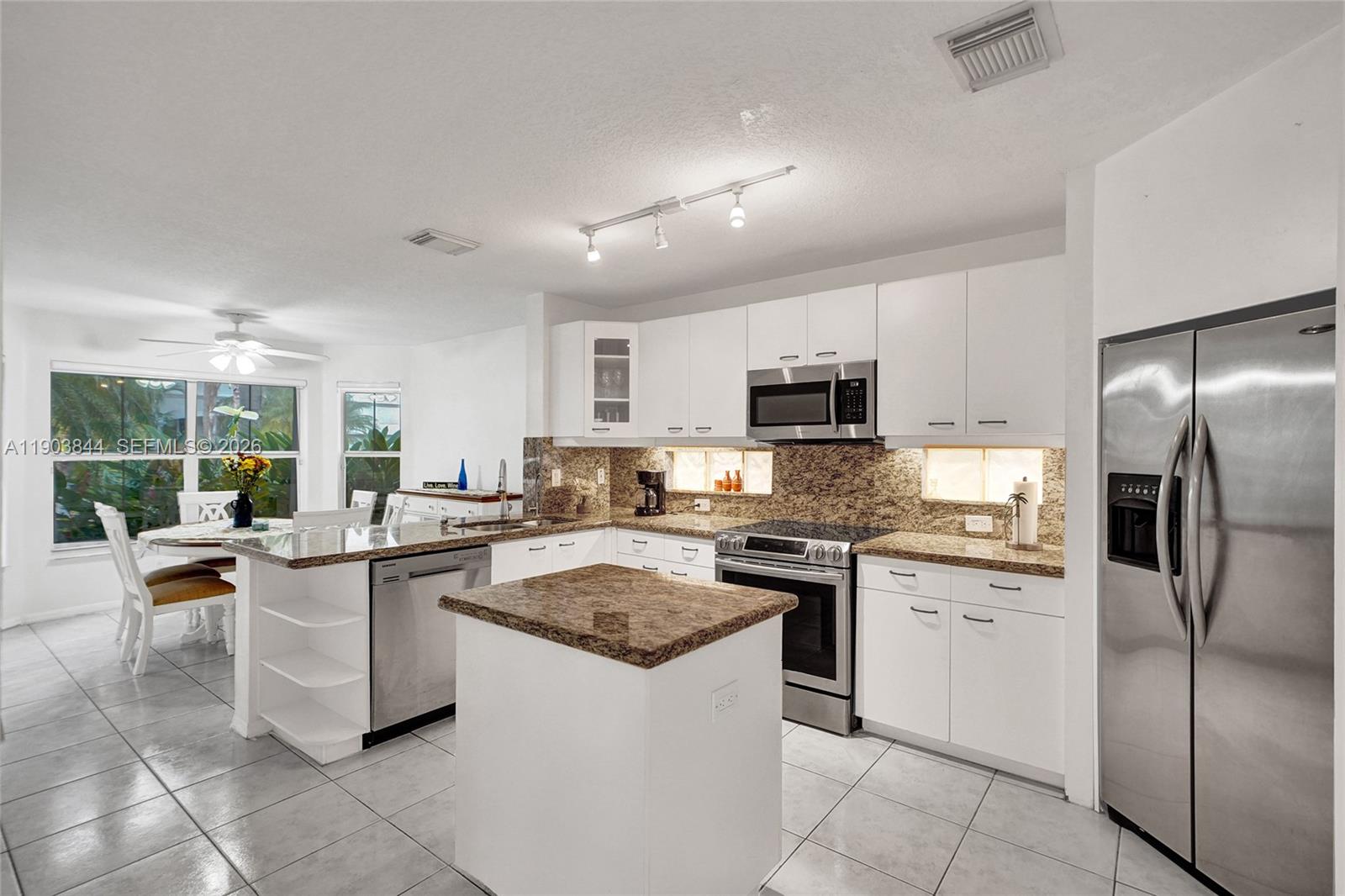 WEST LAKE VILLAGE PLAT - Residential