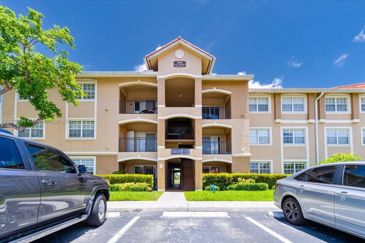 MARQUESA CONDO - Residential