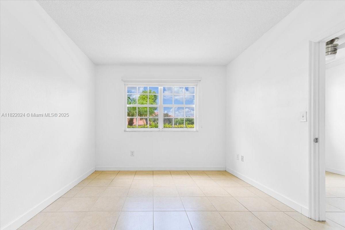 MARQUESA CONDO - Residential