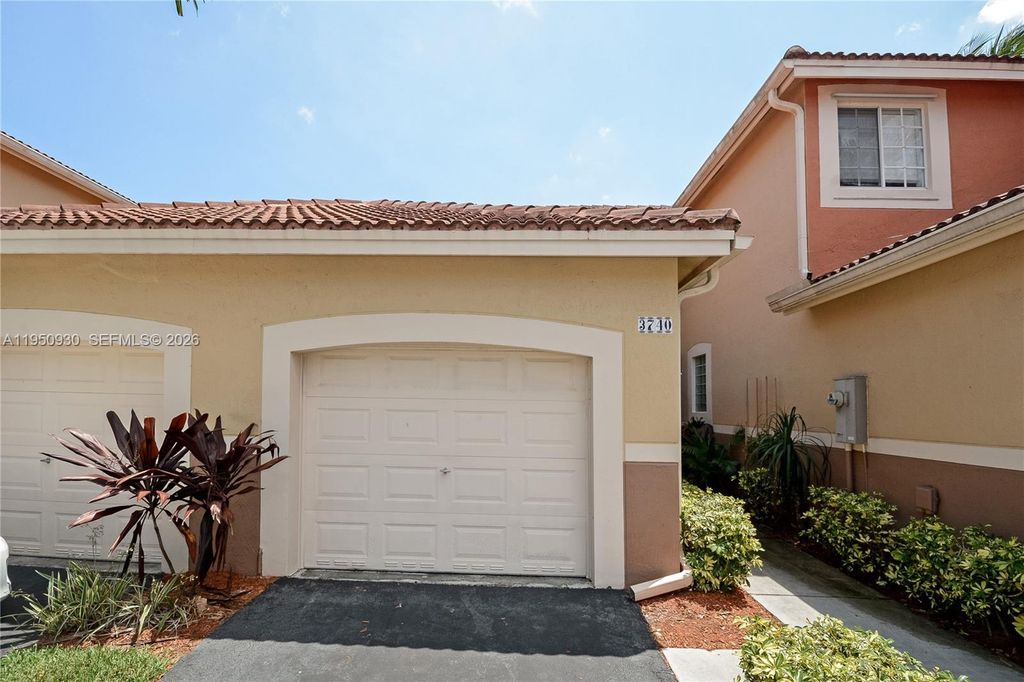 Photo of 3740 San Simeon Cir #3740, Weston, FL 33331 (MLS # A11950930)