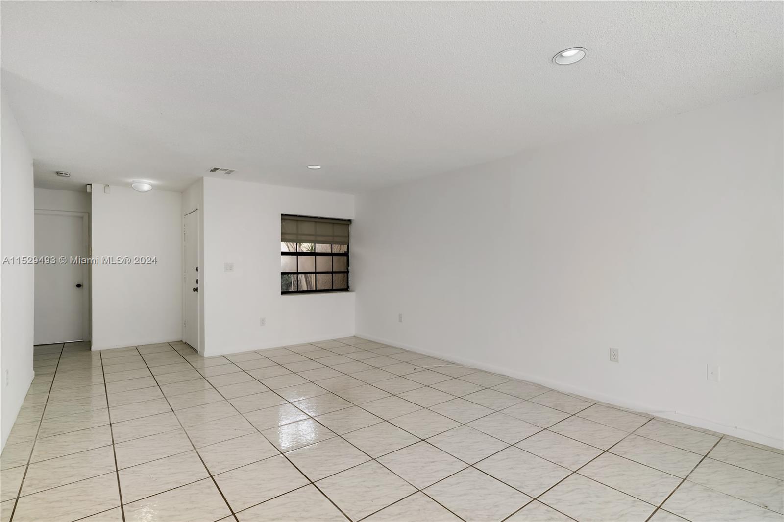 SPRINGFEVER - Residential Lease