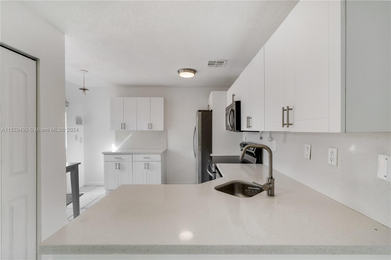 SPRINGFEVER - Residential Lease