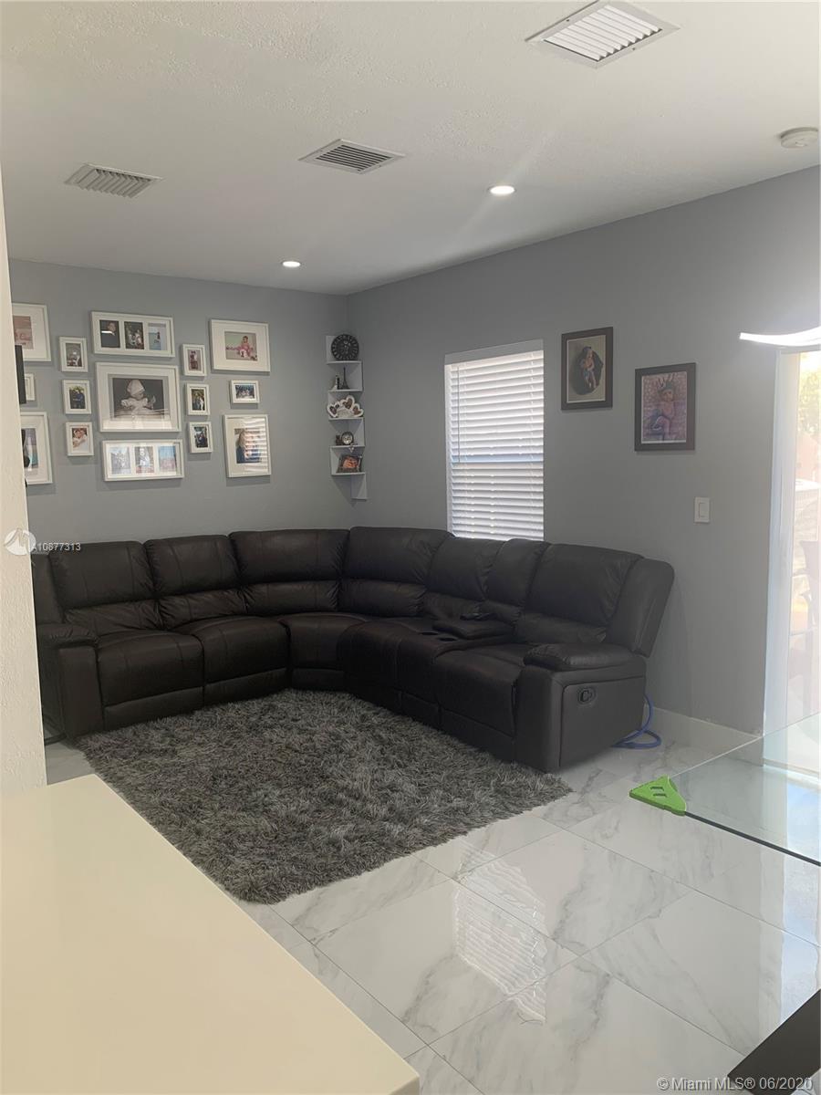 LAKES BY THE BAY GEE - Residential