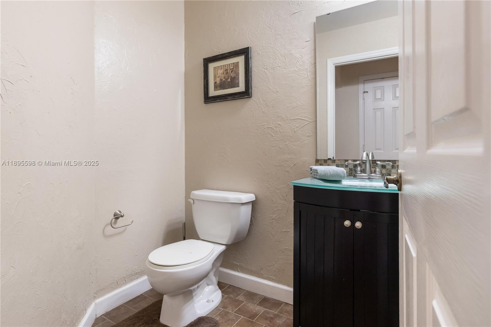 PEMBROKE ISLES - Residential