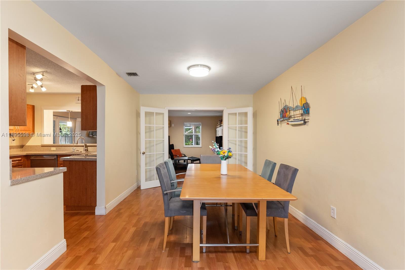 PEMBROKE ISLES - Residential