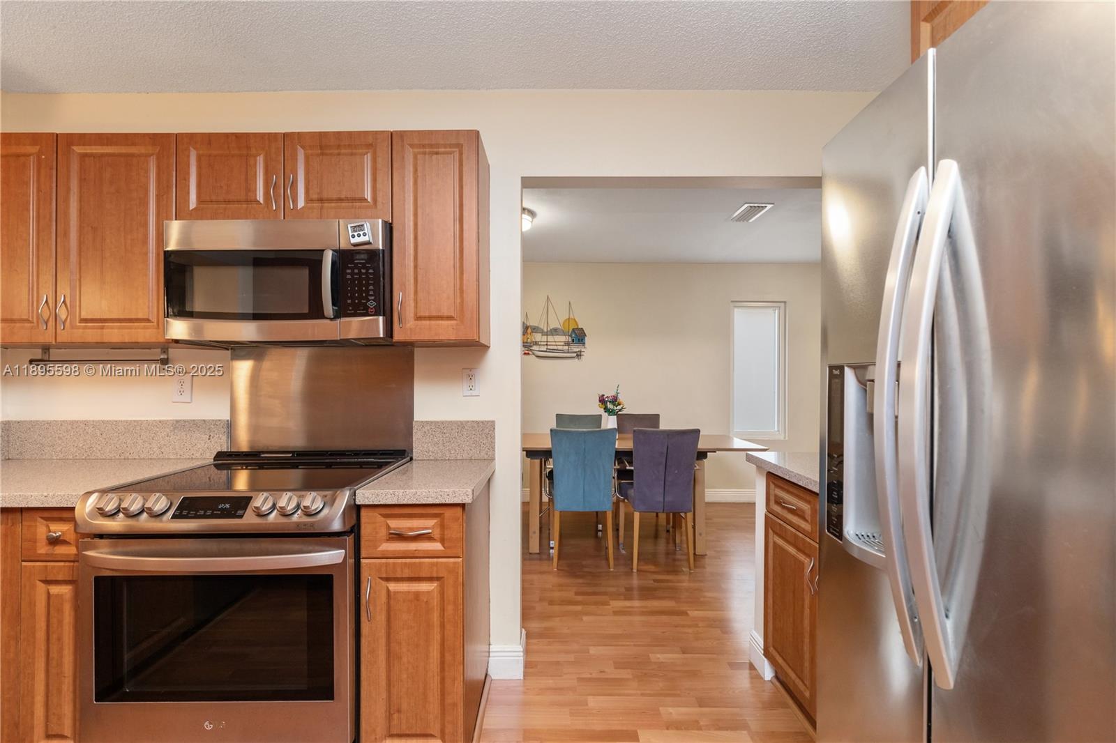 PEMBROKE ISLES - Residential