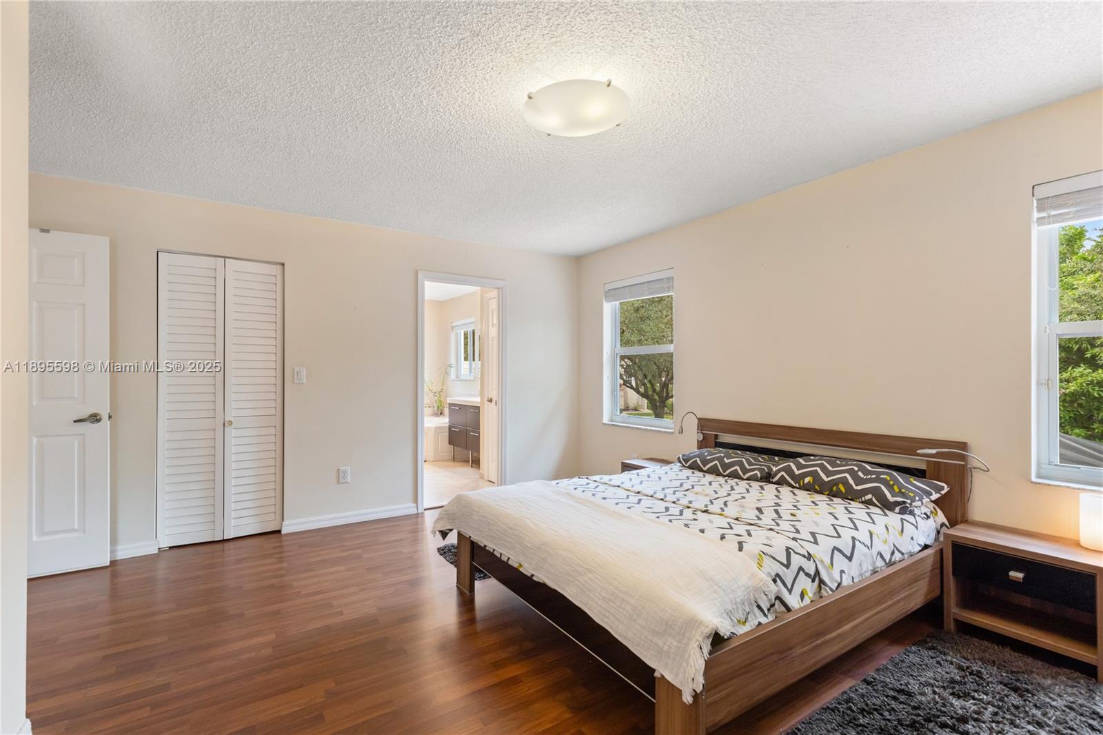 PEMBROKE ISLES - Residential