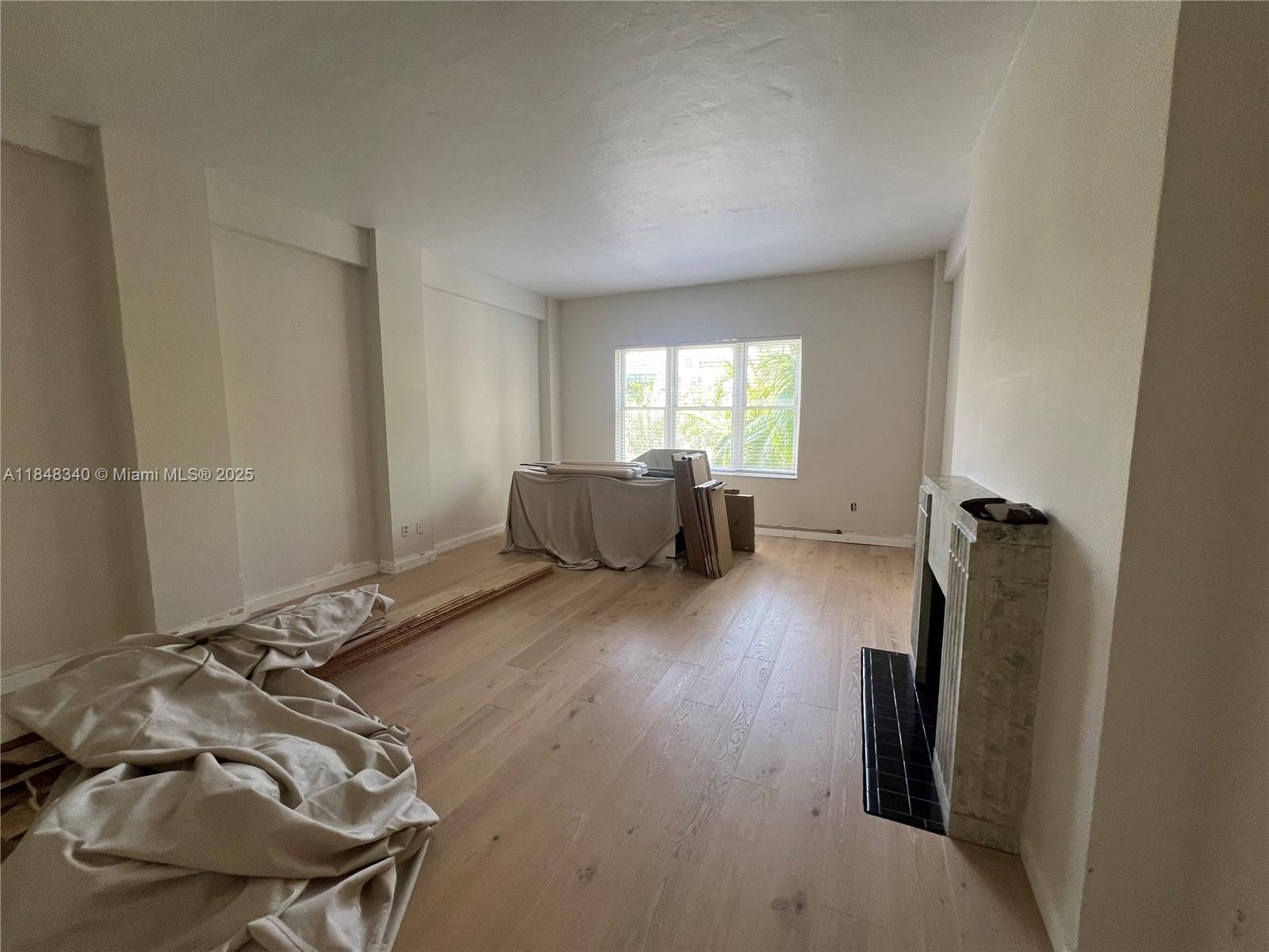 HELEN MAR CONDO - Residential