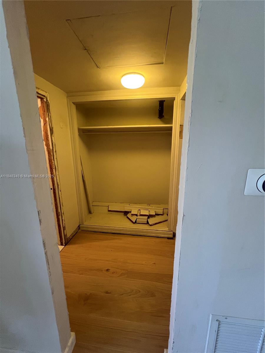 HELEN MAR CONDO - Residential