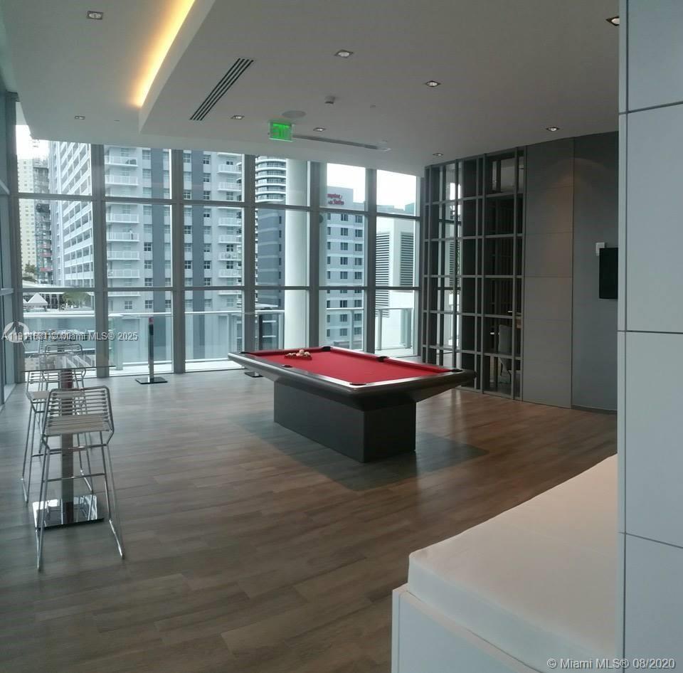 1100 MILLECENTO RESIDENCE - Residential