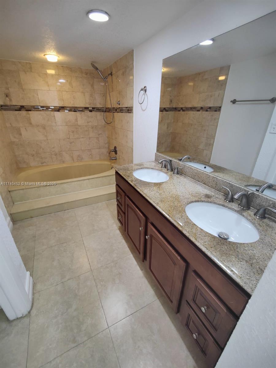 LAKE PLACE CONDO - Residential Lease