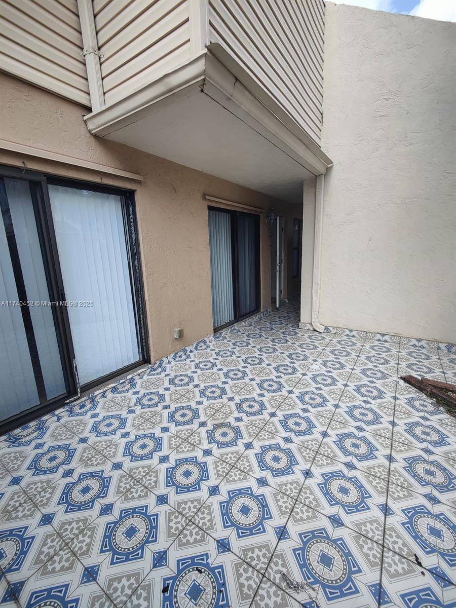 LAKE PLACE CONDO - Residential Lease