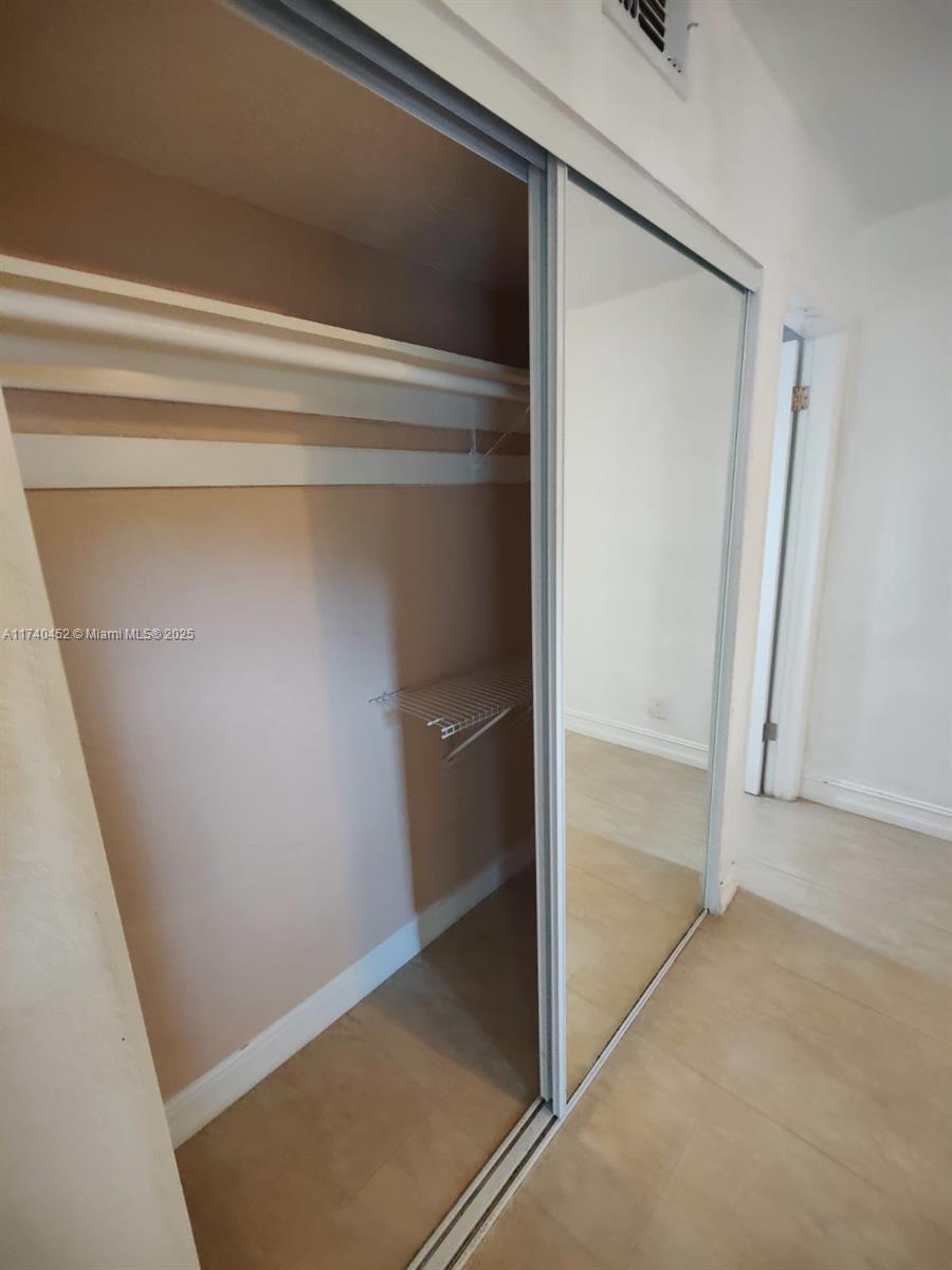LAKE PLACE CONDO - Residential Lease