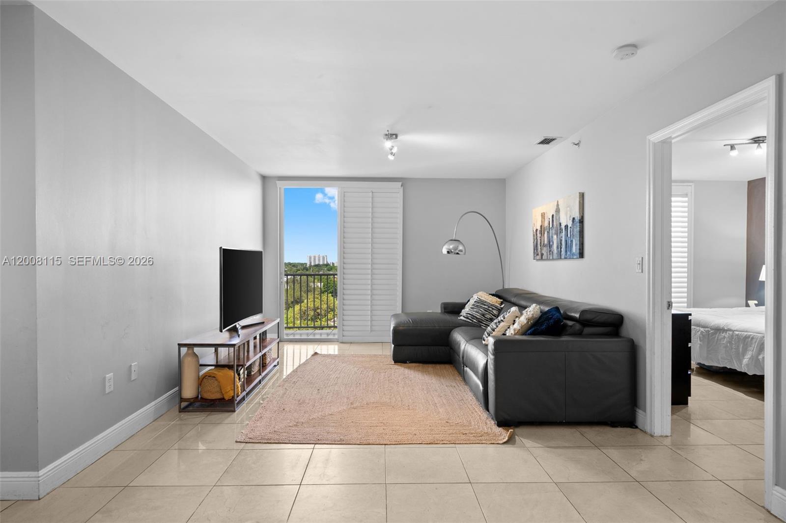 2550 SW 27th Ave 701