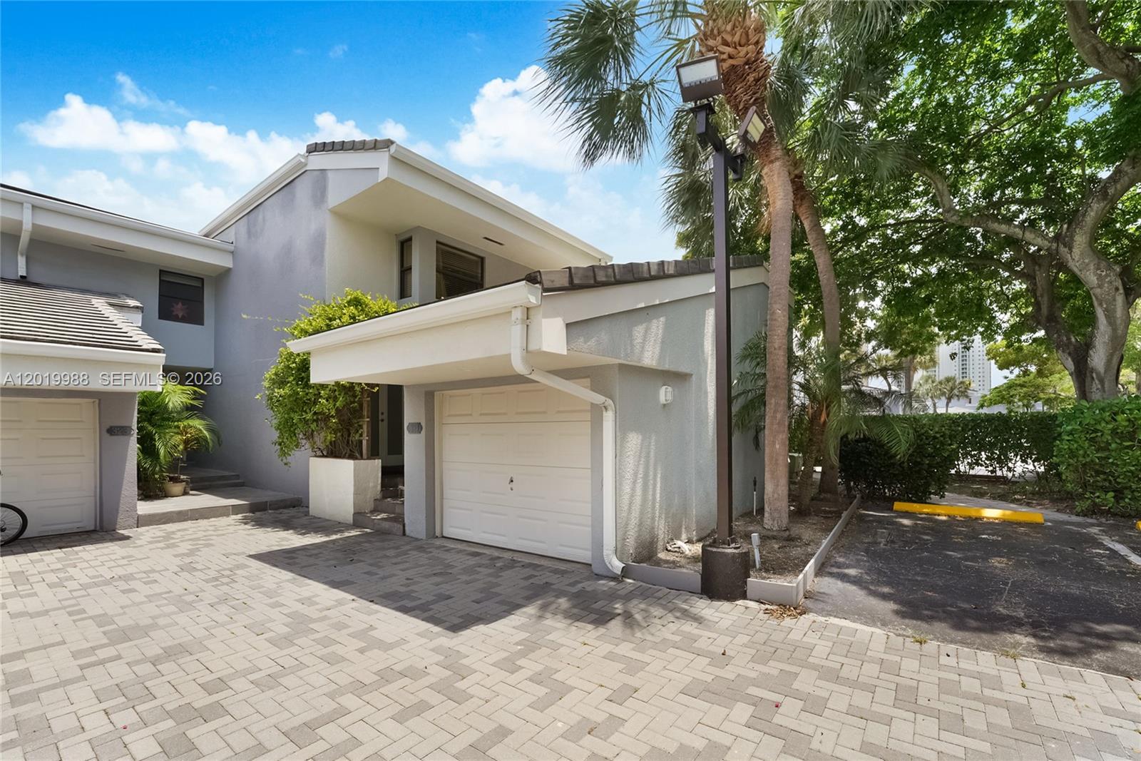 POINCIANA IS YT & RCQ CLU - Residential