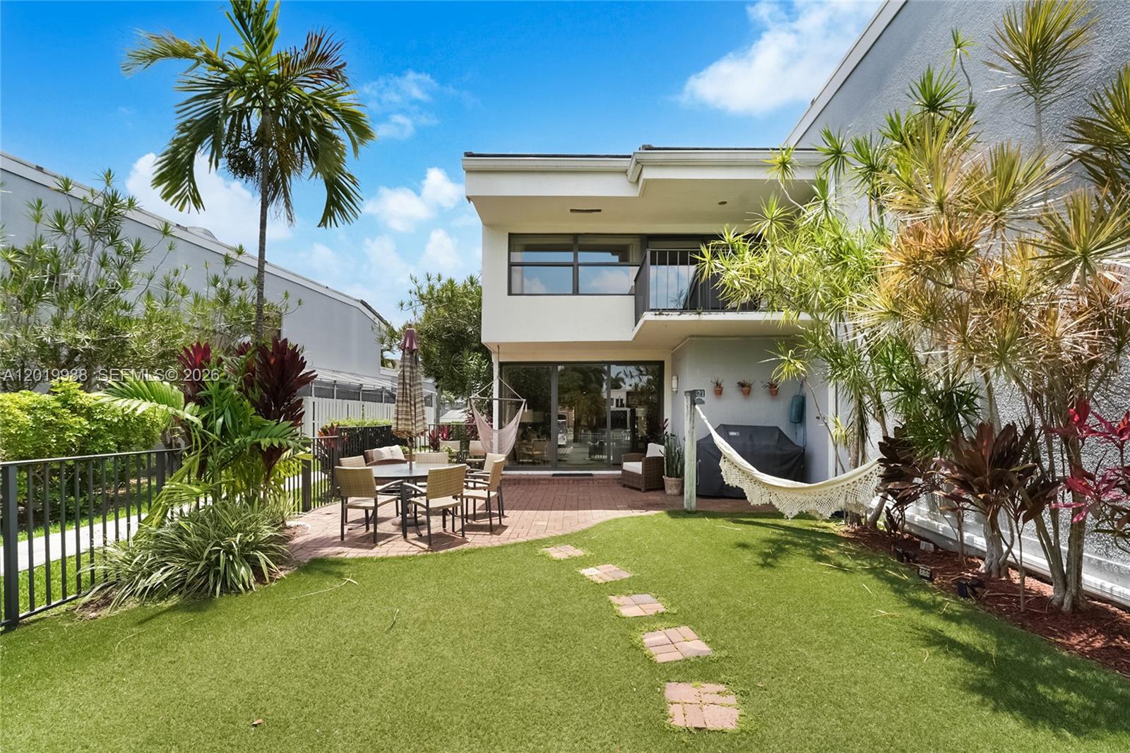 POINCIANA IS YT & RCQ CLU - Residential