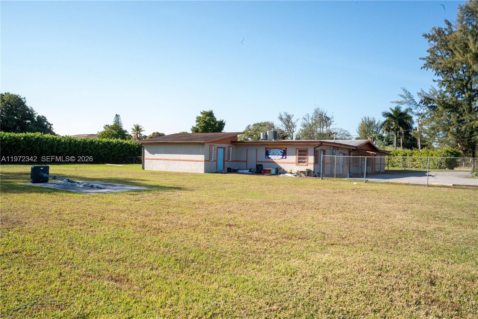 RIVER GULFAIR - Land