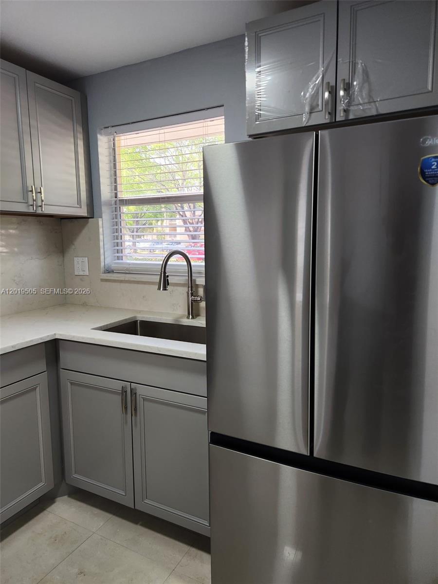 2811 N Pine Island Rd 107