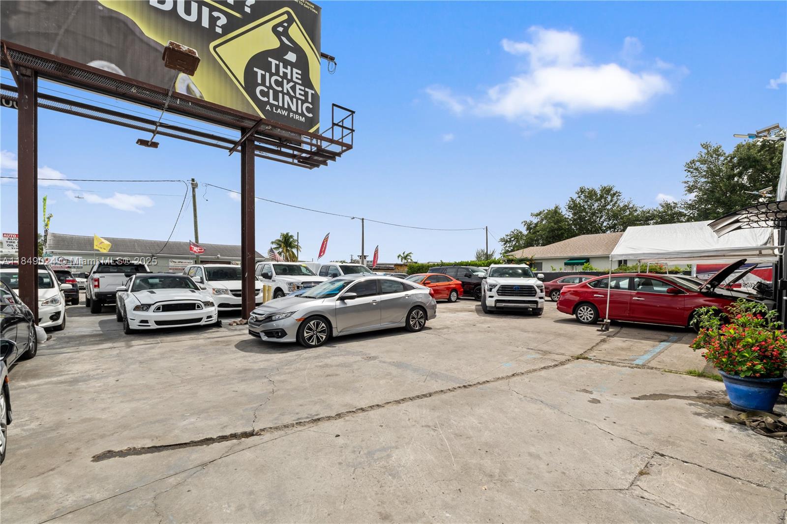 4350 NW 32 AVE