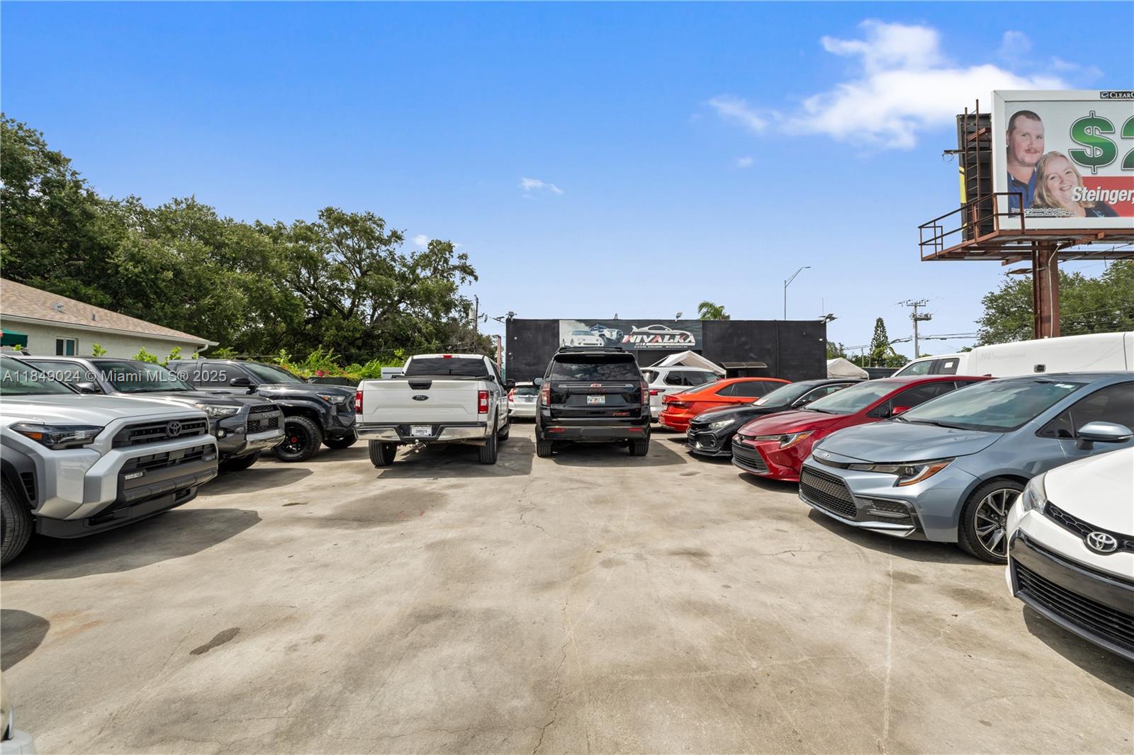 4350 NW 32 AVE