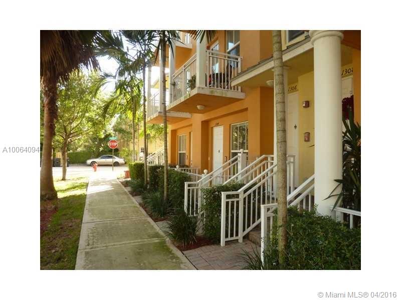 THE VILLAGE AT SAILBOAT B - Residential Lease