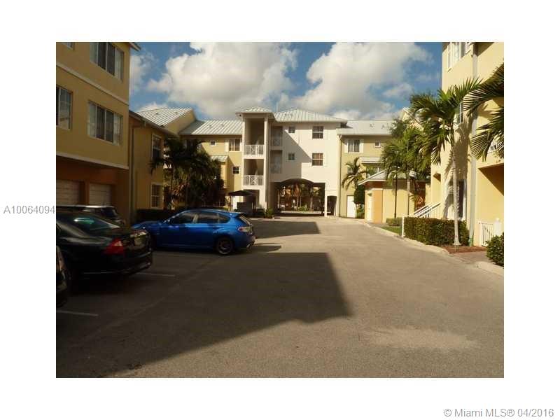 THE VILLAGE AT SAILBOAT B - Residential Lease